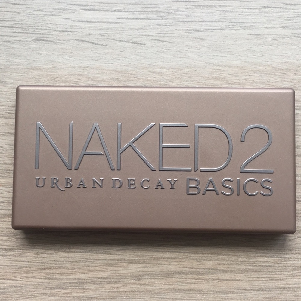 Urban Decay Naked2 basics eyeshadow palette